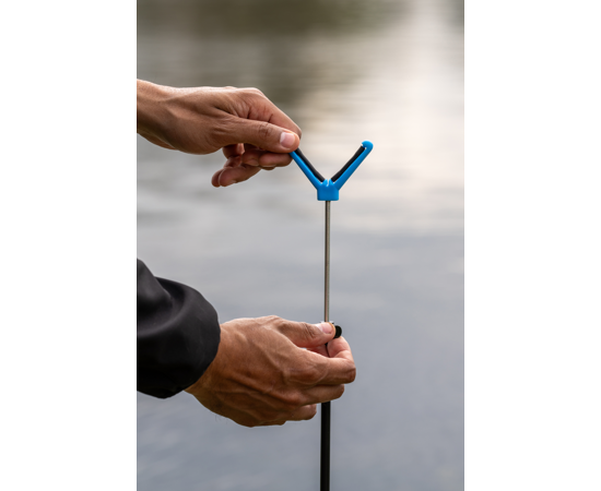Trophy Telescopic V Rod Rest