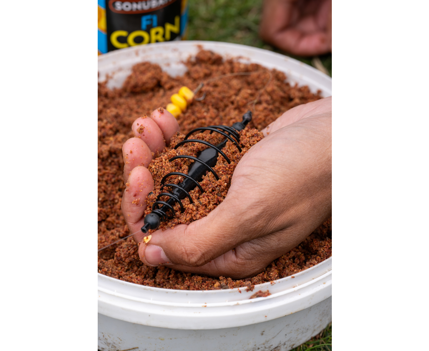 Trophy Weighted Coil Feeder